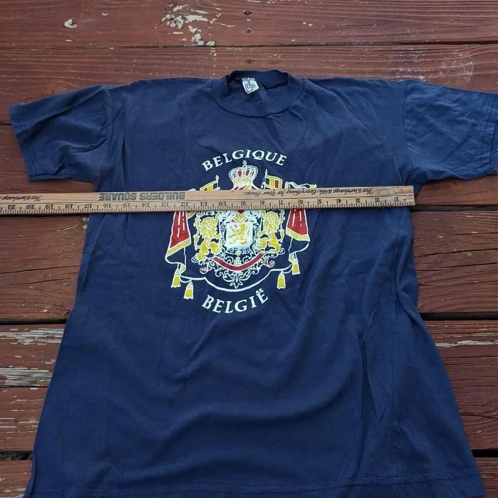 Unbranded Men's Navy and Blue T-shirt